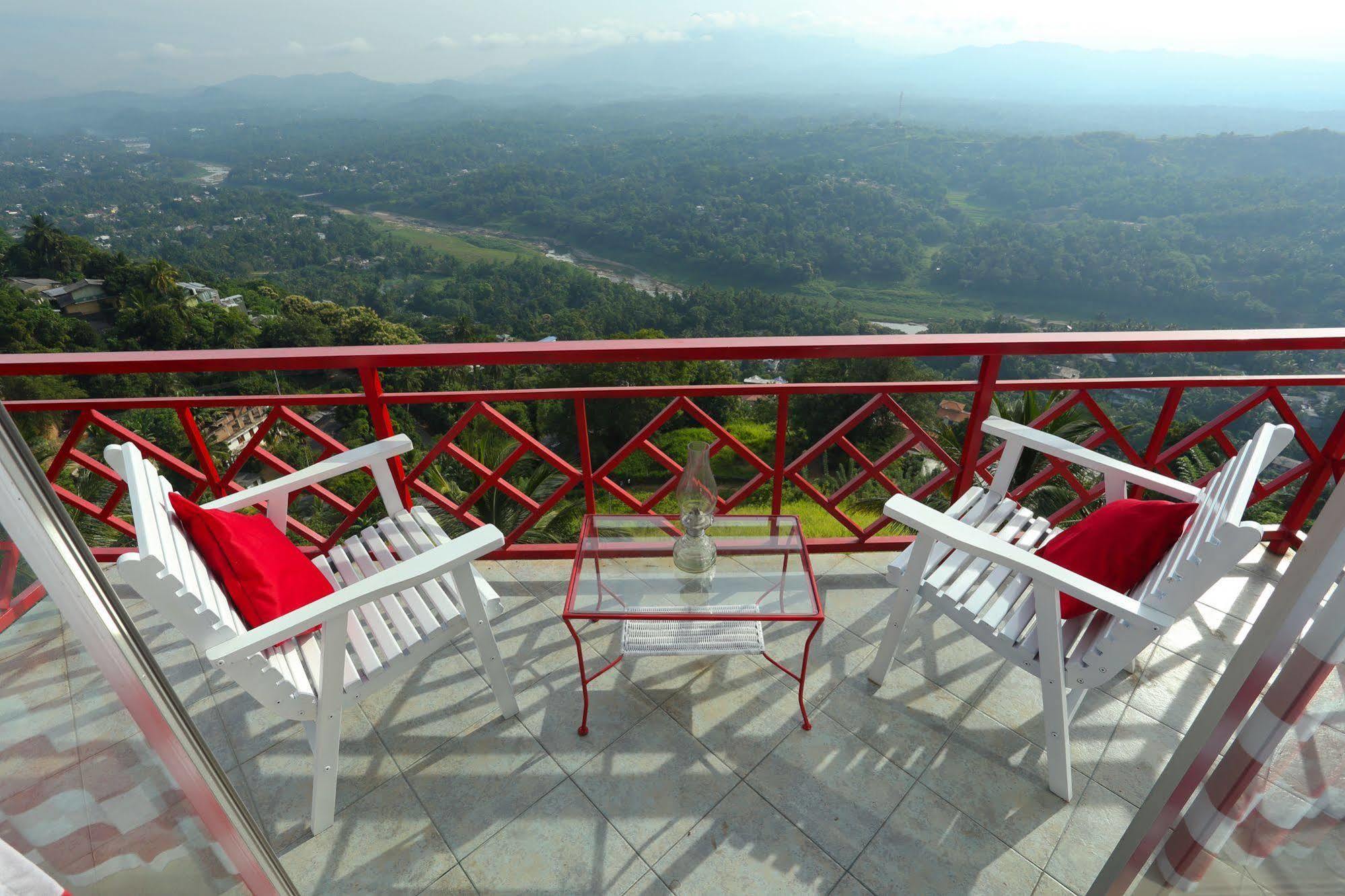 Redhill Kandy Tennekumbura