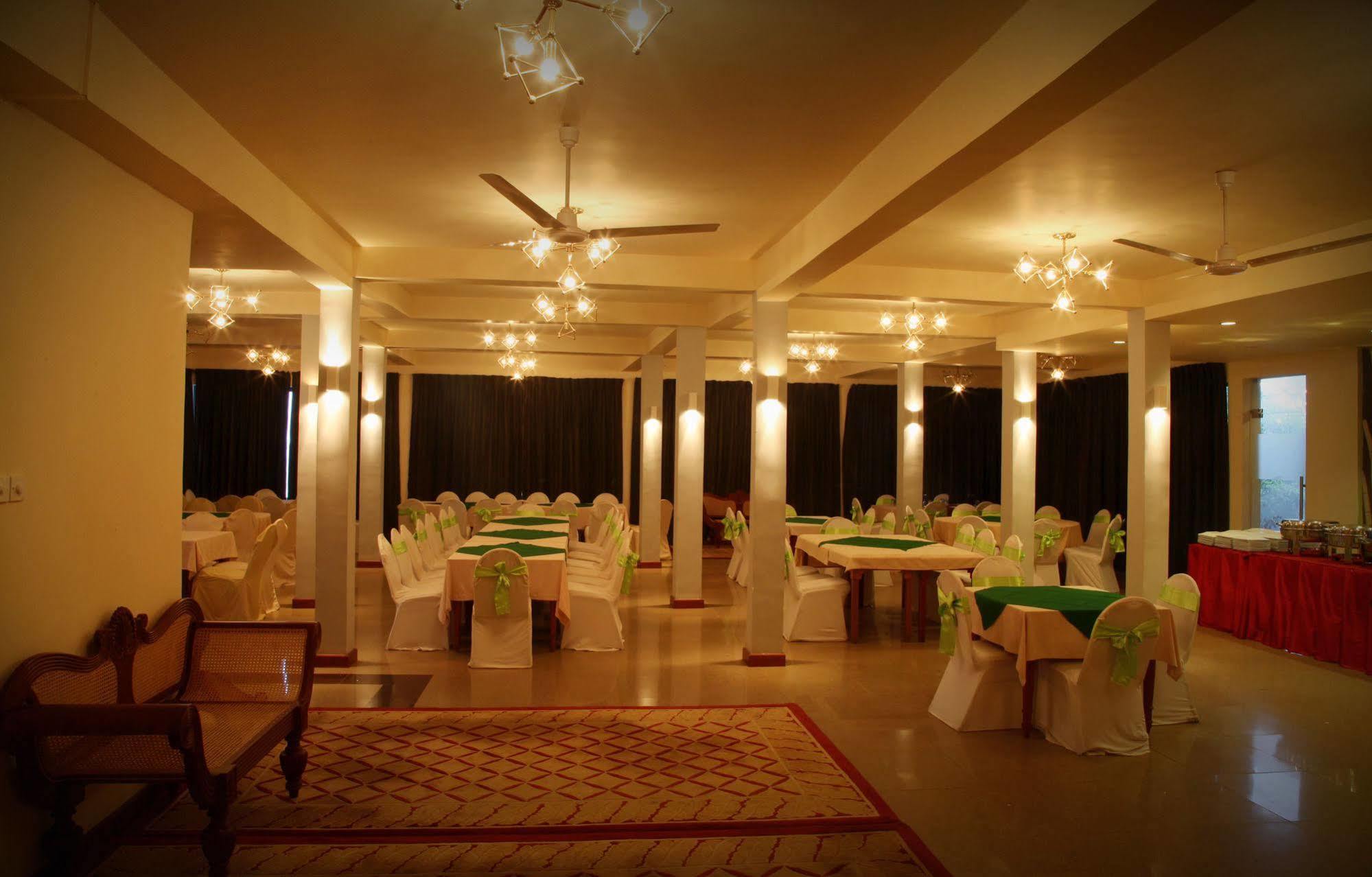 Resort Brookside By Earl's 3*