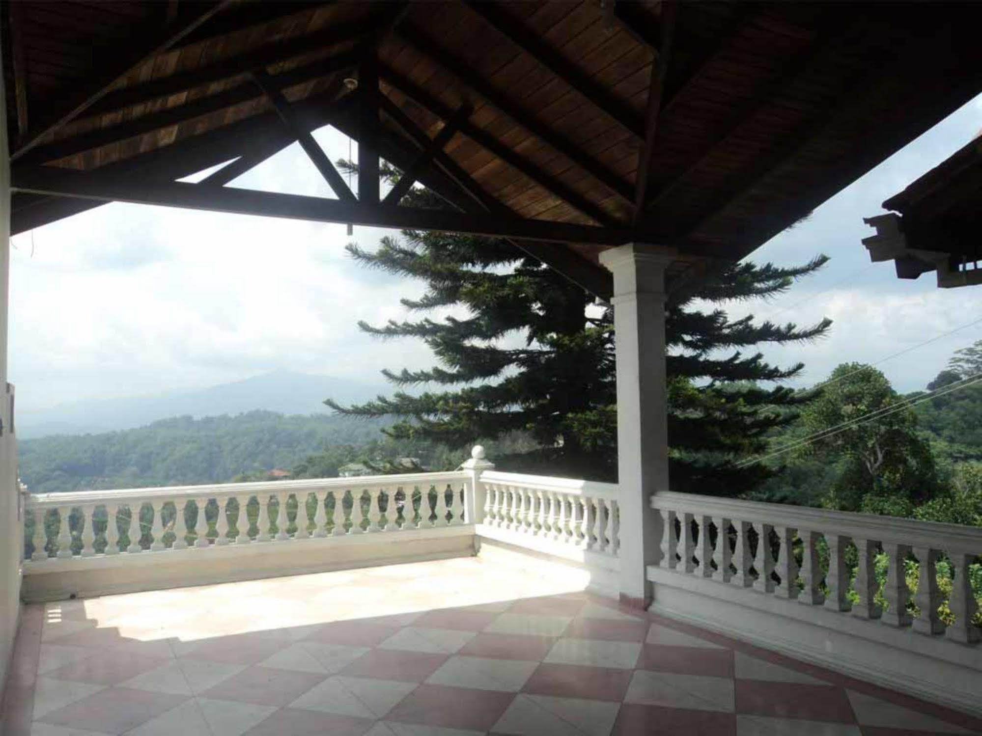 Guest house Alcam 3*