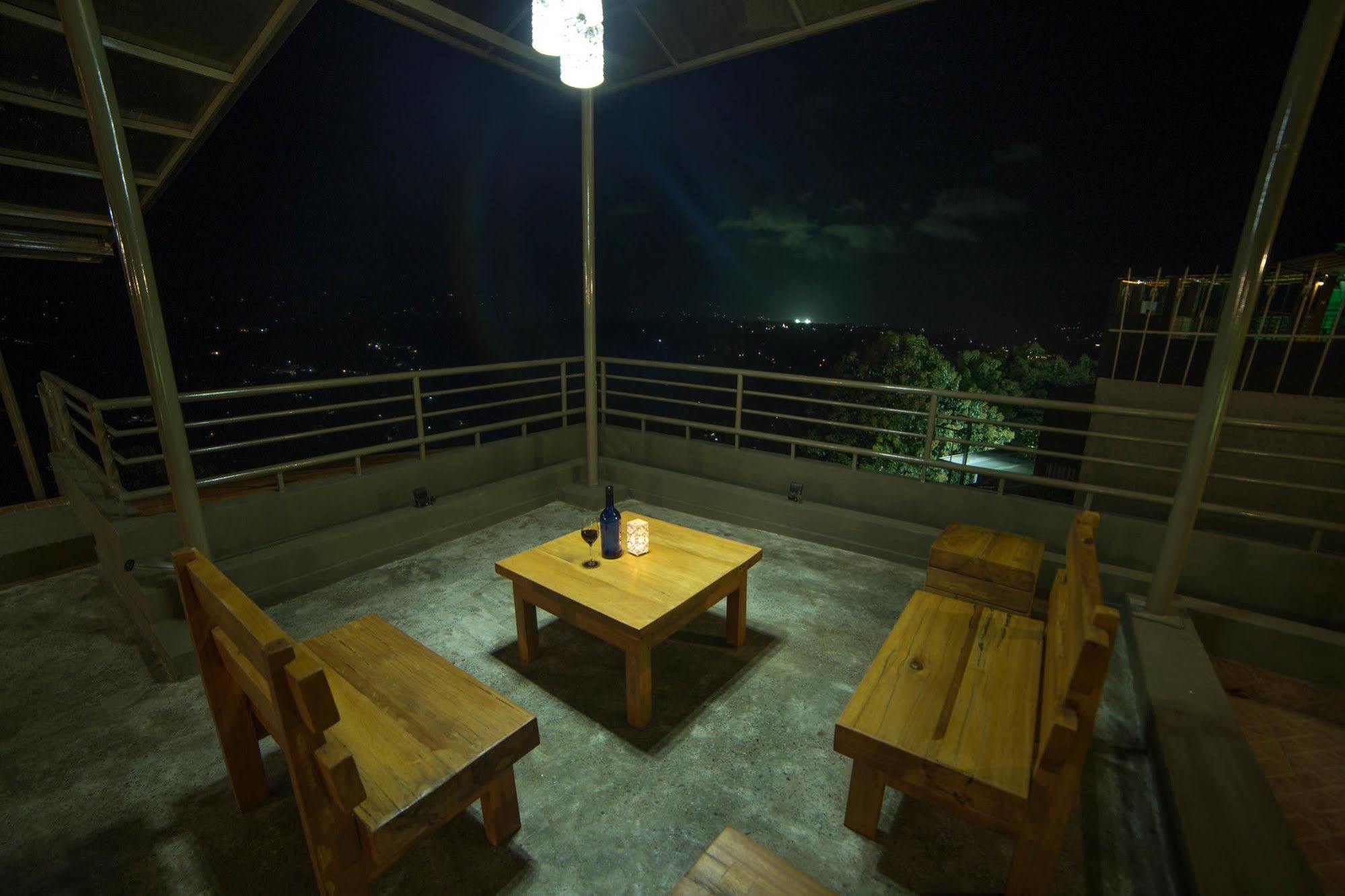 Range Villa *