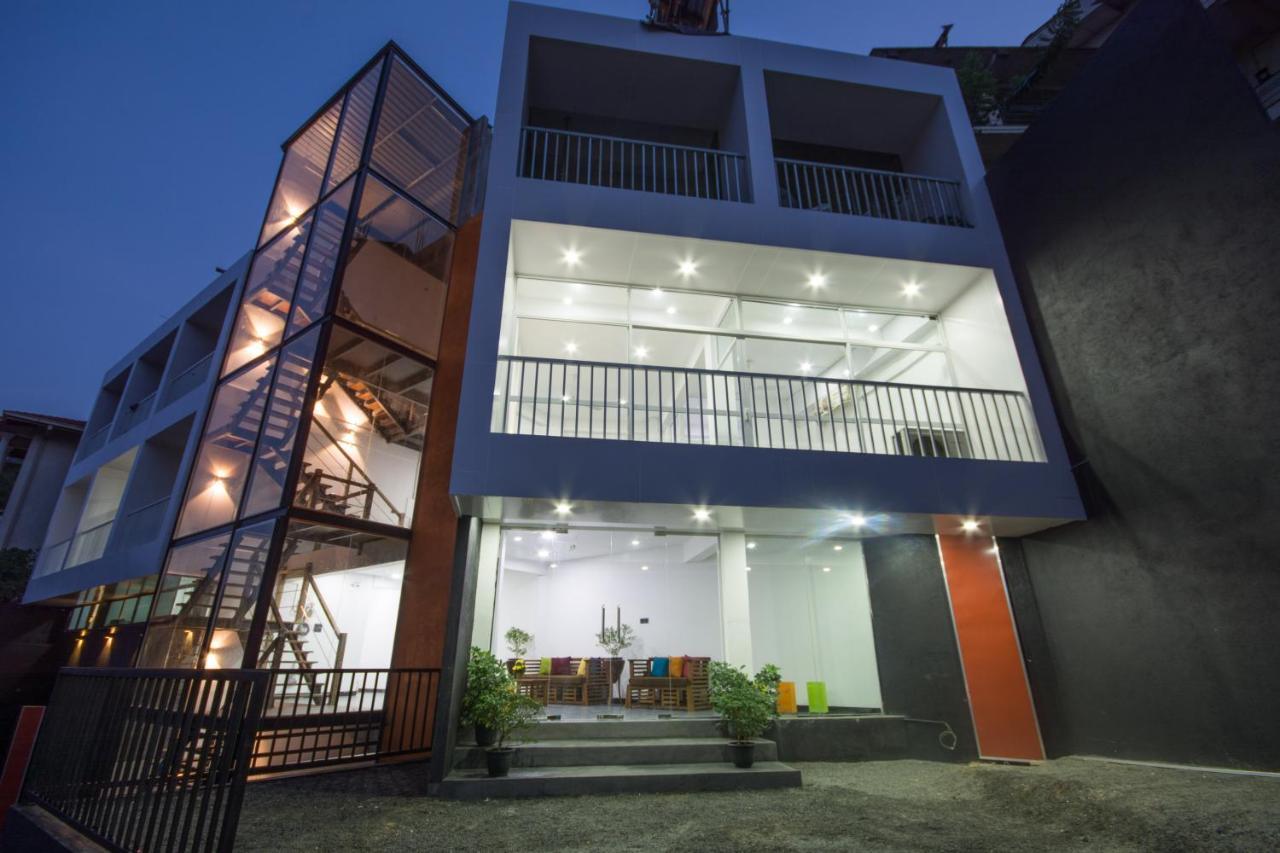Avora 3* Kandy