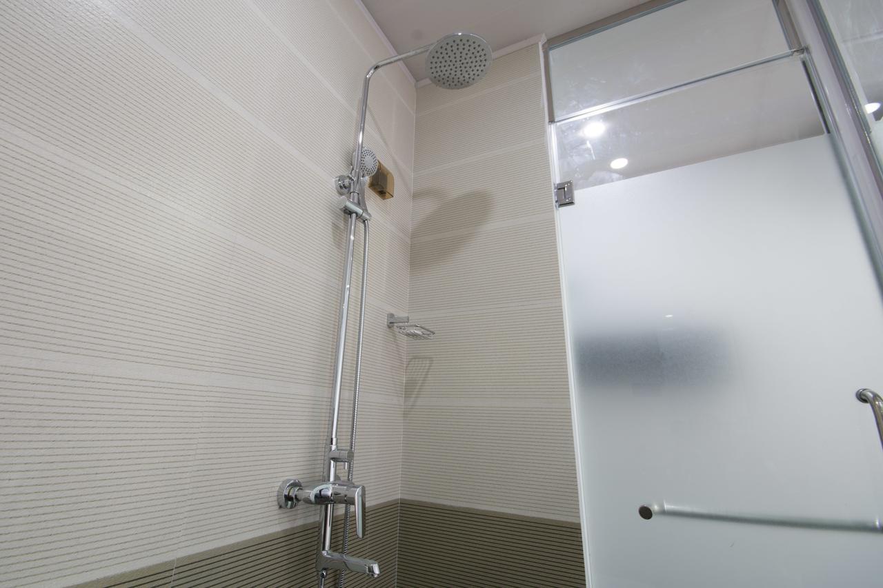 Hotel Avora 3*