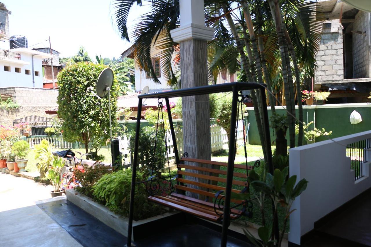 Homestay Village Kandy