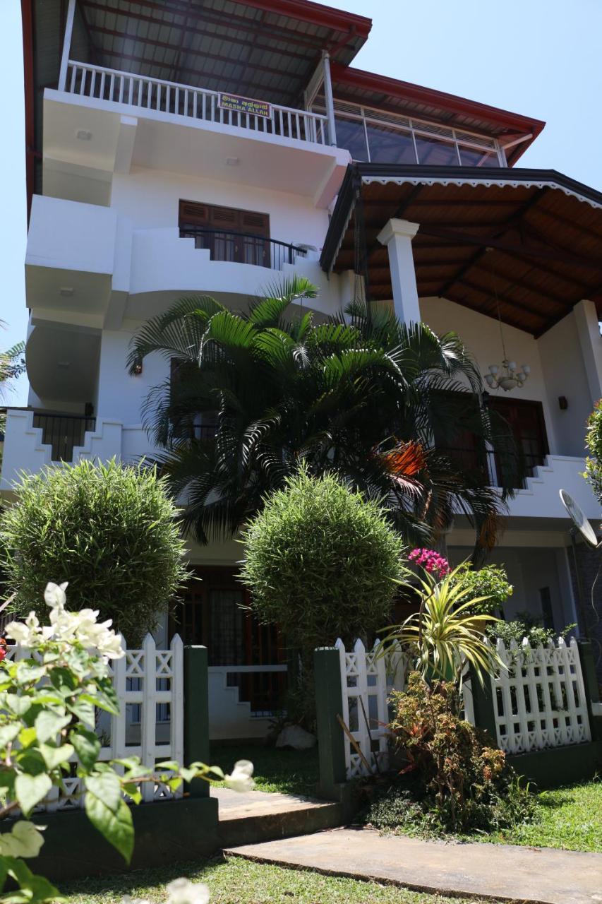 Village * Kandy