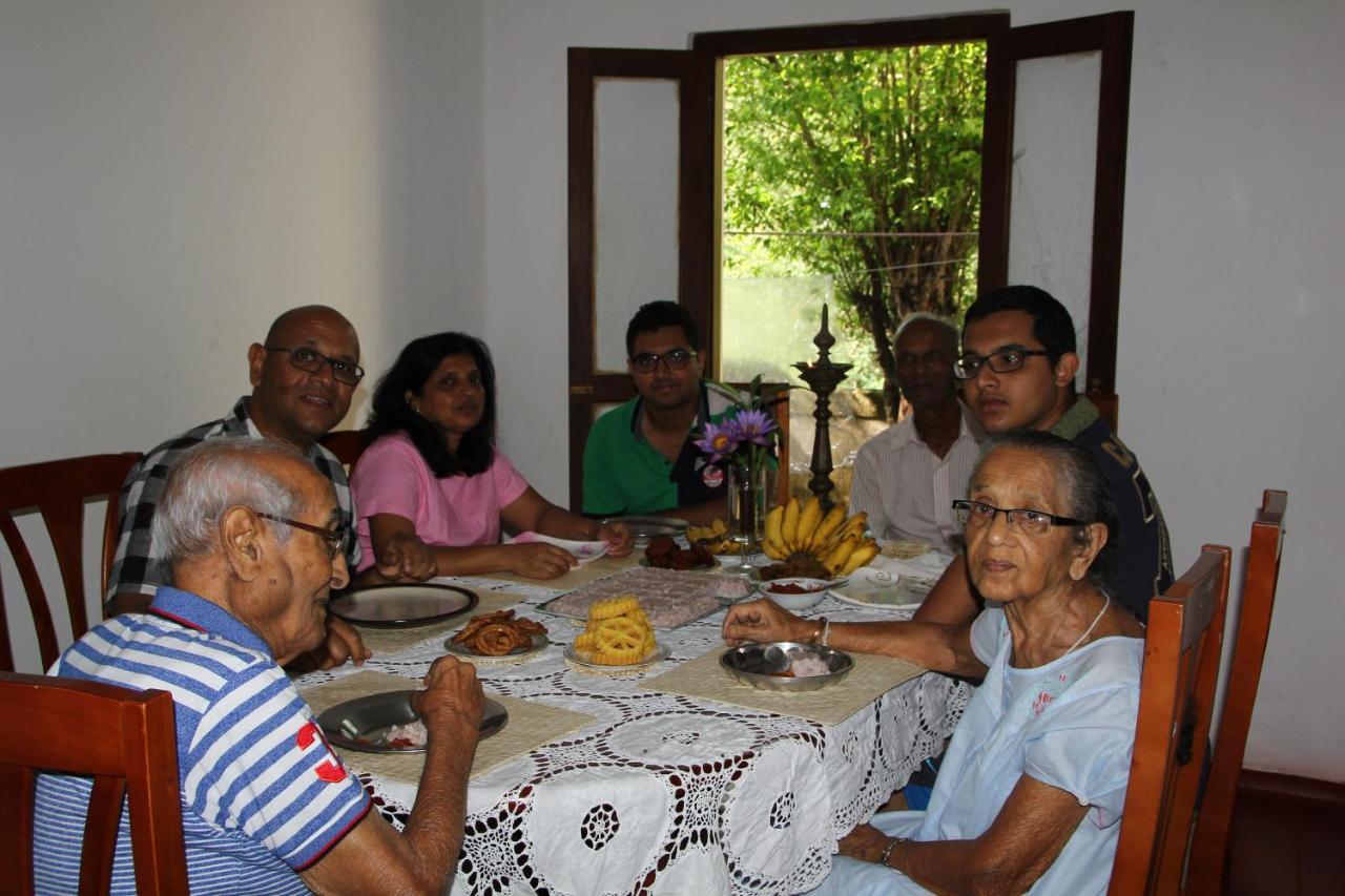 Mahaweli Shades 2*