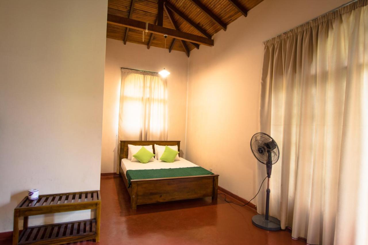 Kandyan Glory Hanthana Homestay *