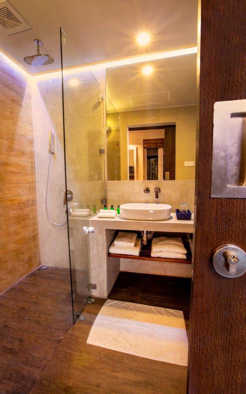 Sevana Hotel