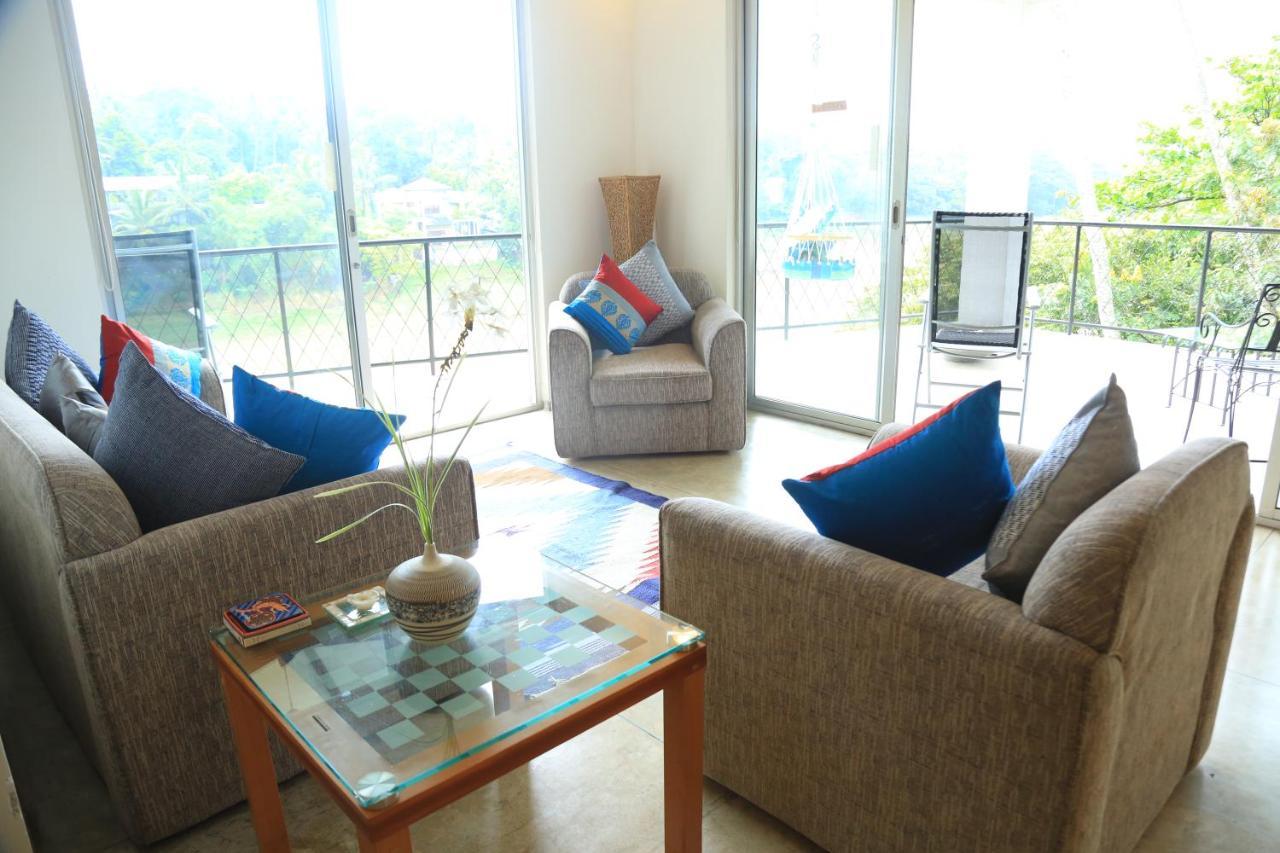 Apartment Riverside