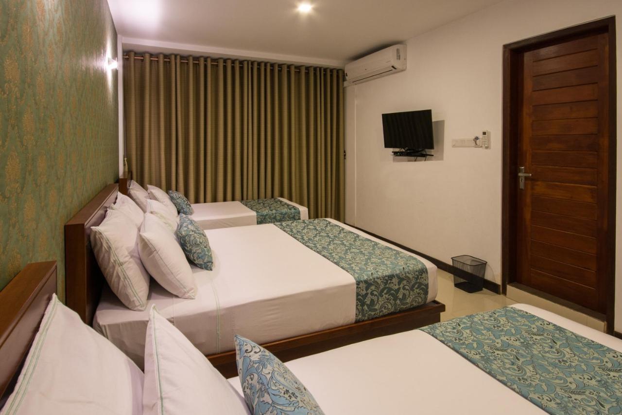 Hotel Ceyloni 2*