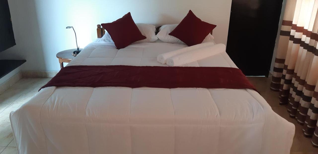 Kandy Holiday Home *