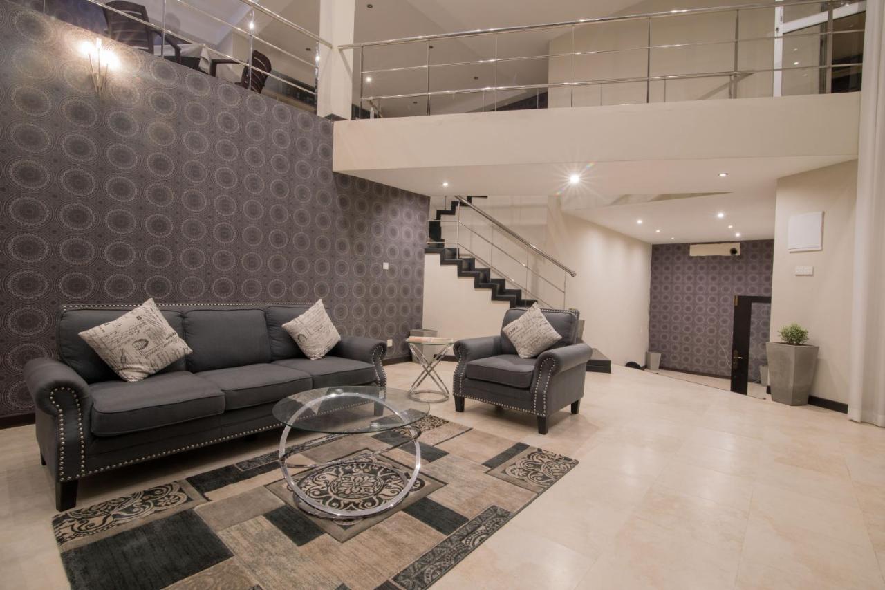 W Hotel 3*