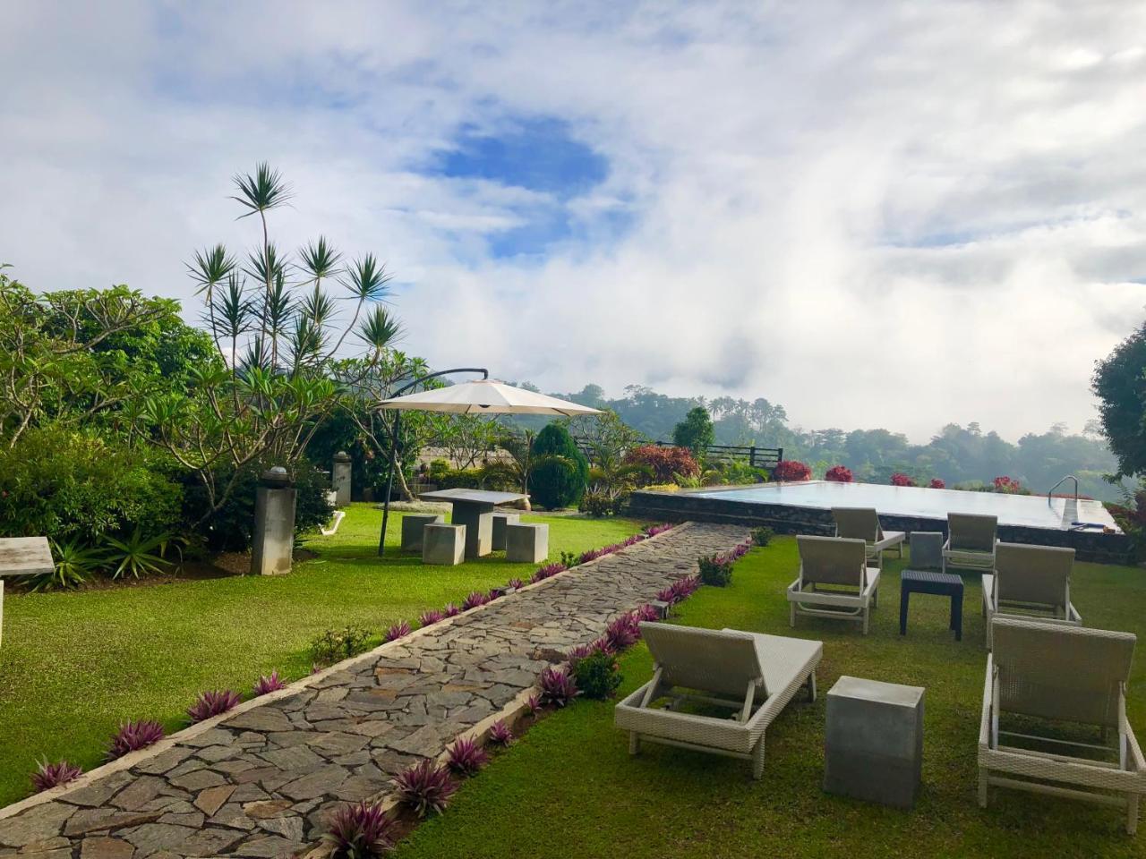 Hotel Elegant 4*