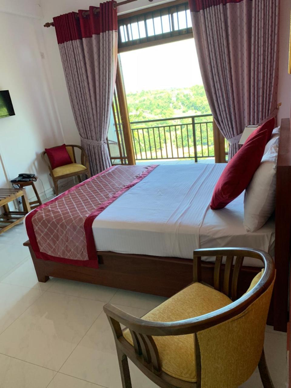 Serenity Hill Oasis Inn 3*