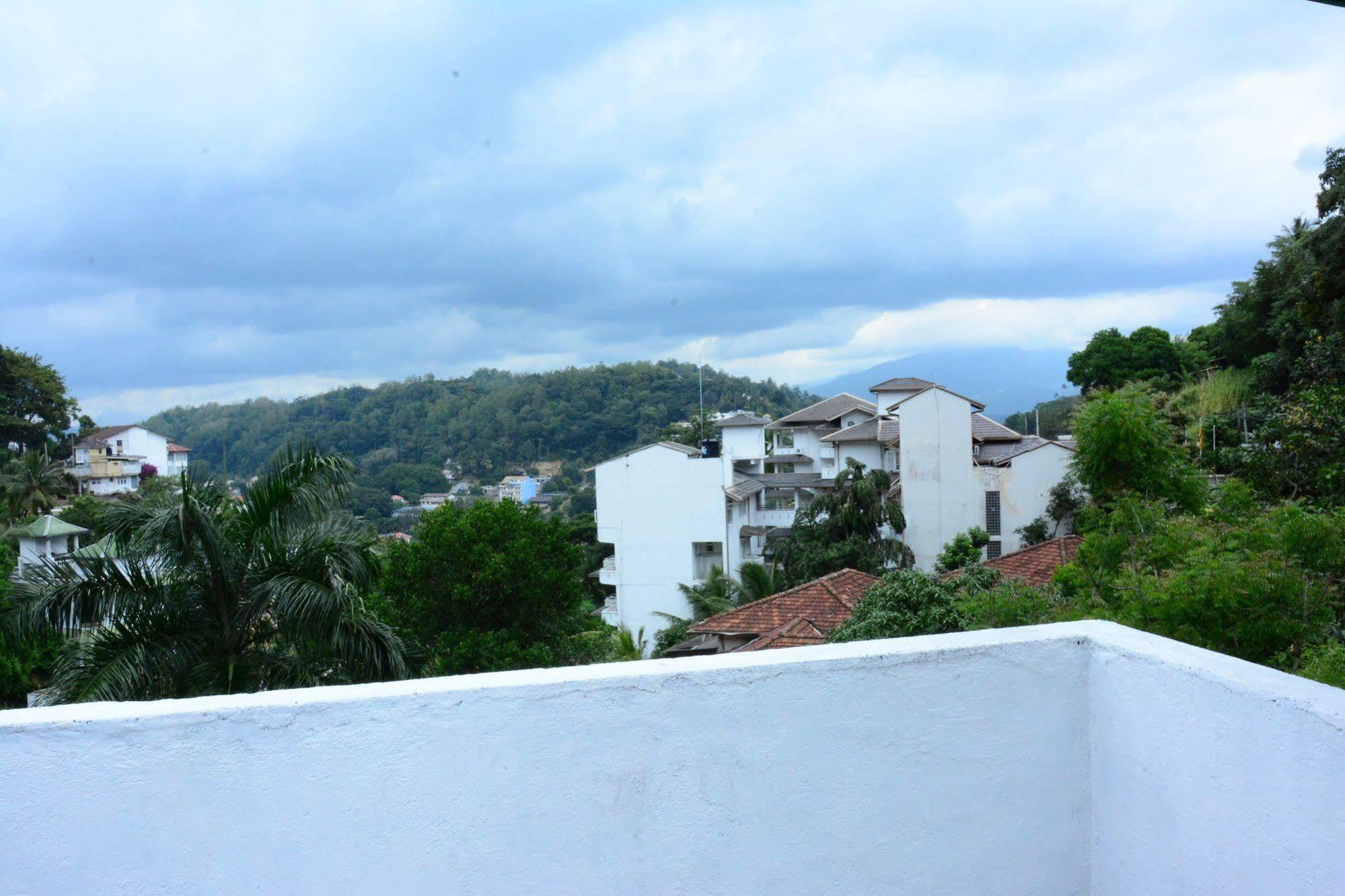Forest Apartment Kandy