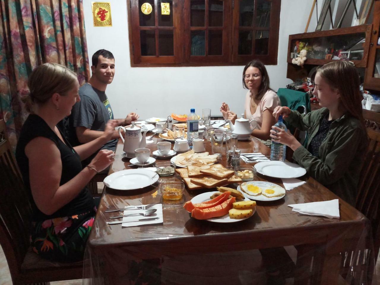 Guest house Shani Kandy