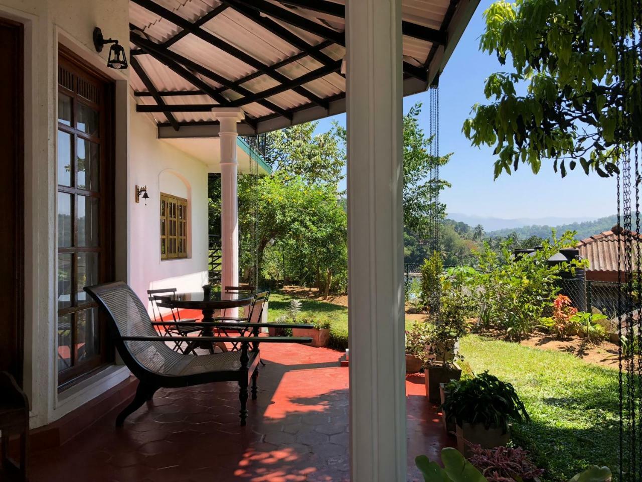 Guest house Pearl House 2*