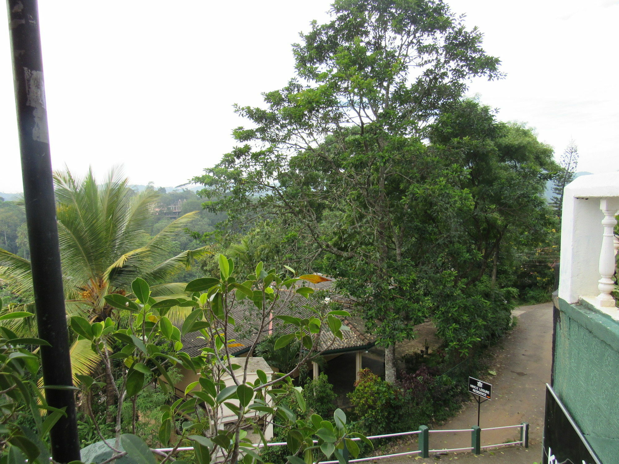 King Leisure 3* Kandy