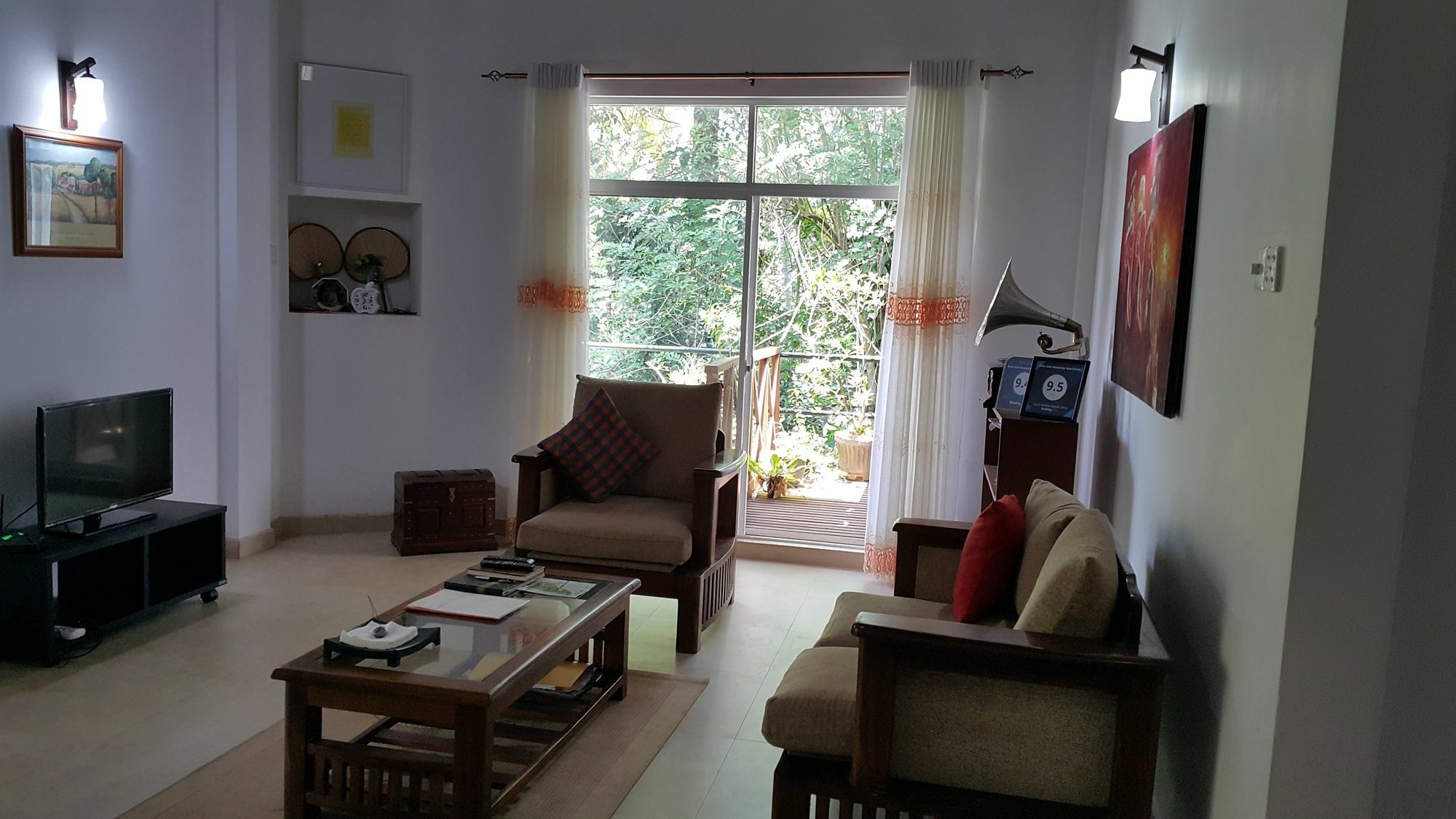 River Side Homestay *