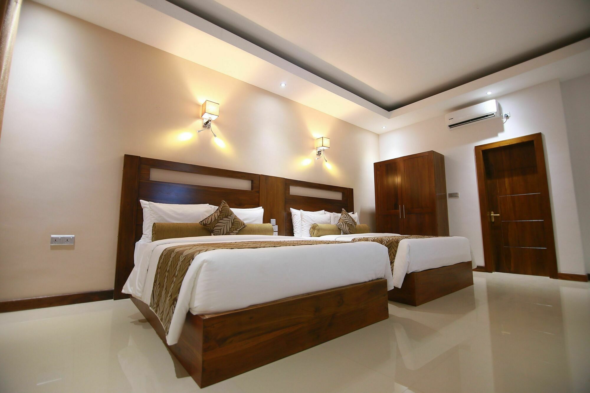 Hotel Rivendell 4*