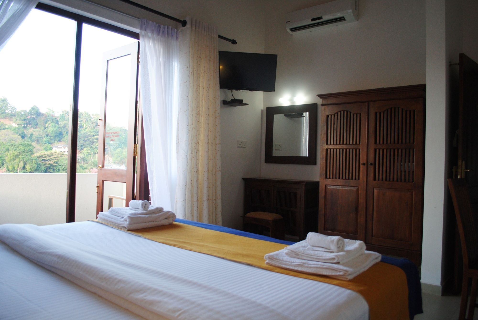Yo Hotel 4*
