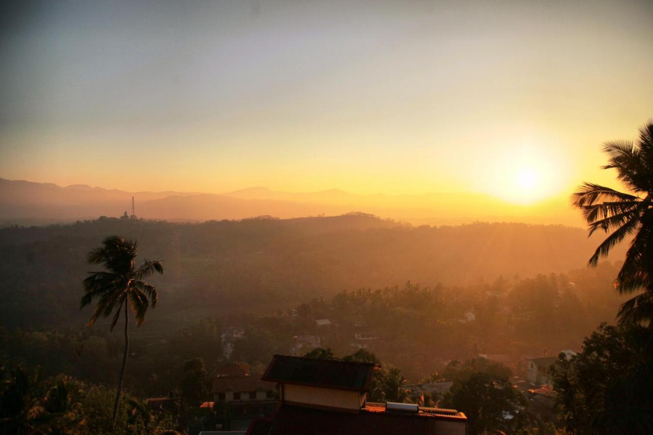 Serenity Hill Oasis Inn Kandy