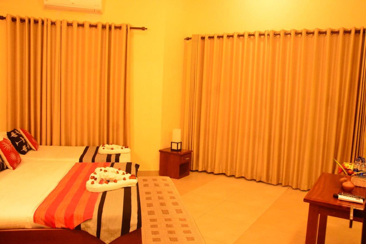 Hotel The Grand Hills 4*