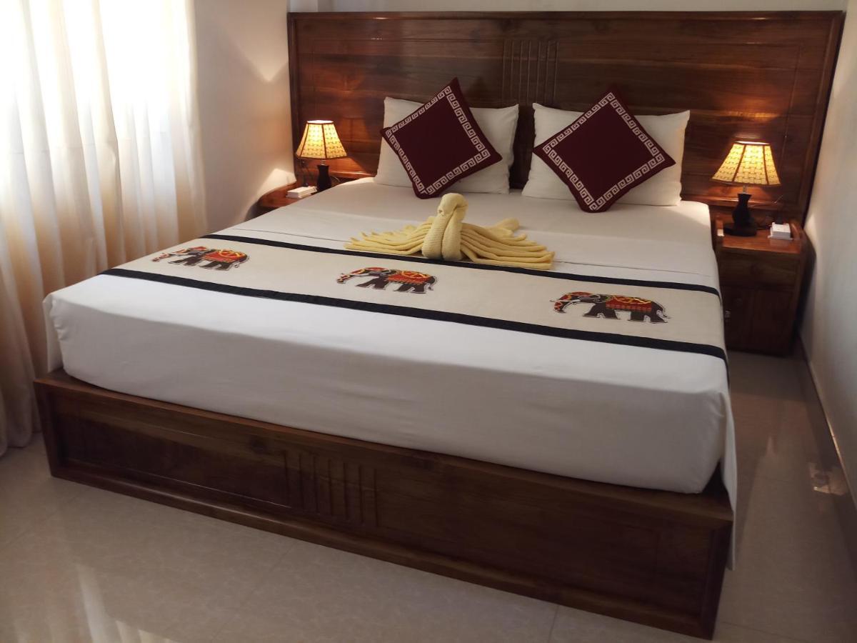 Shani Guest house *
