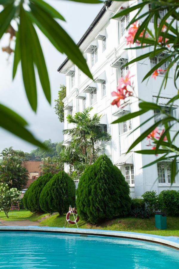 Hotel Suisse Kandy