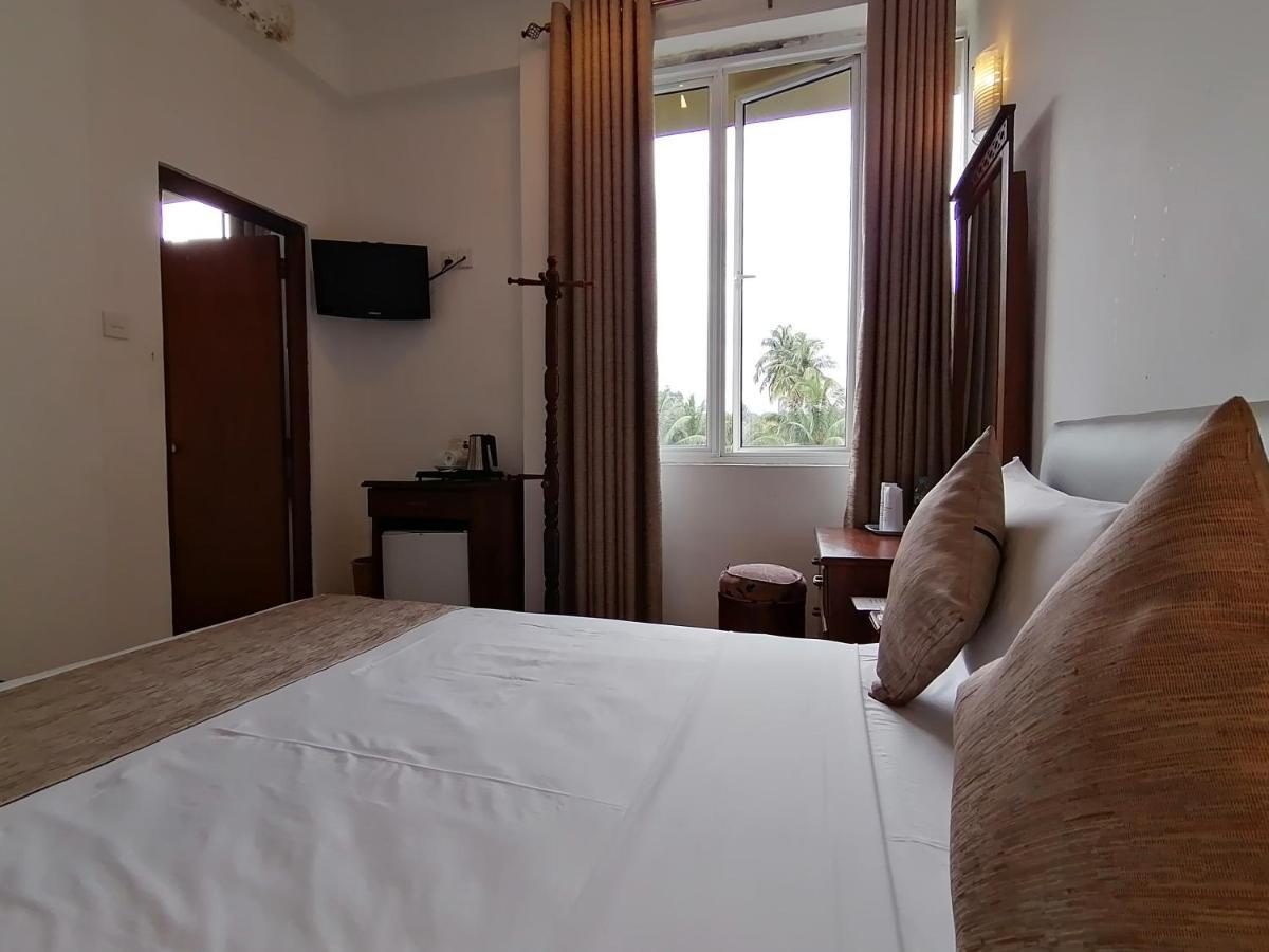The Royal Mall Hotel Kandy
