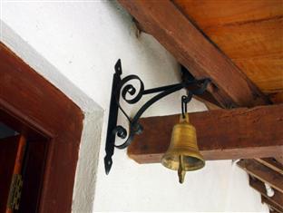Hotel Athulya 3*