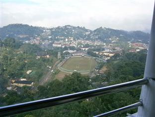 The Peak Pavilion Hotel
