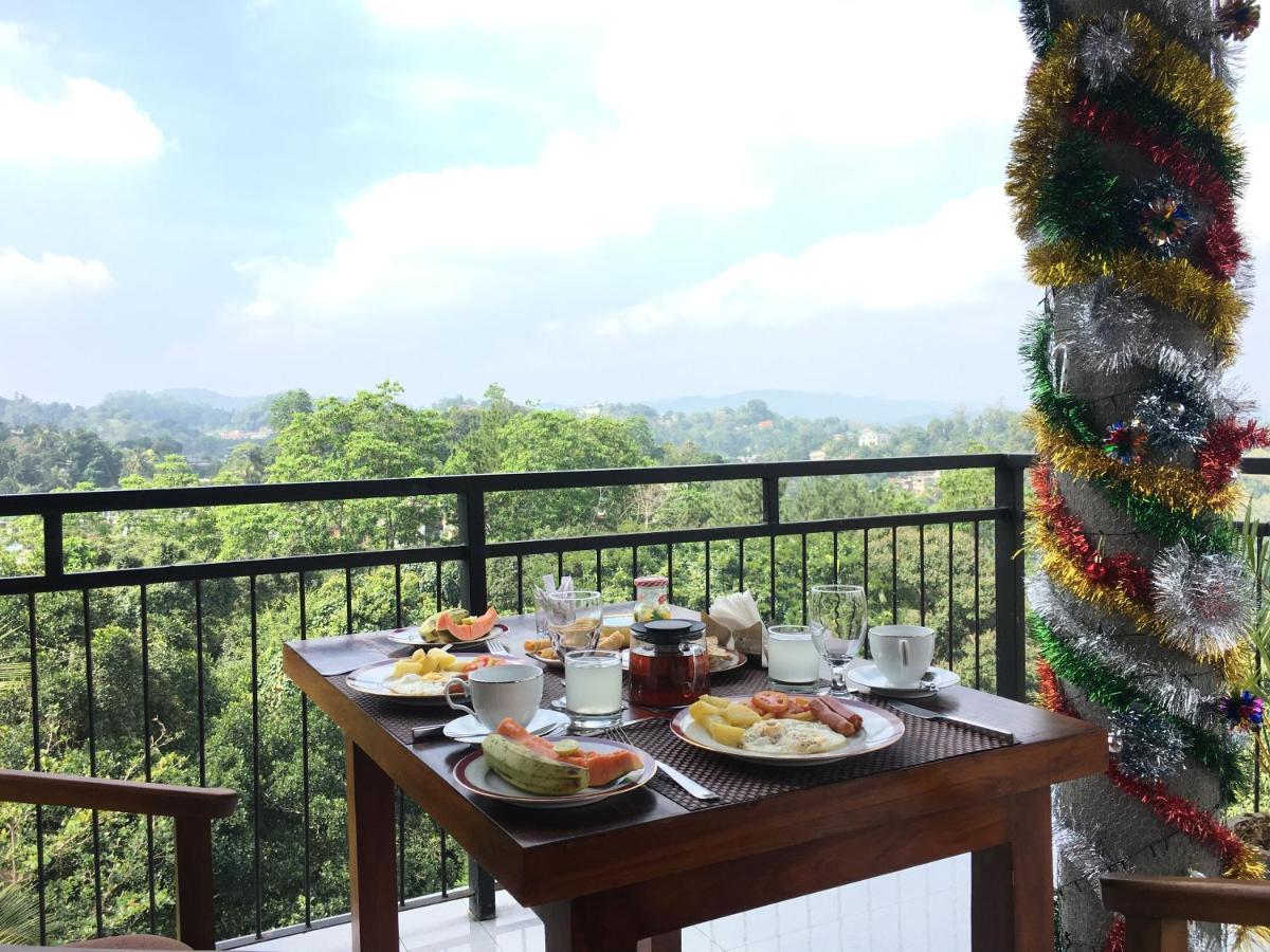 Forest View - No: 50/17 Homestay Kandy