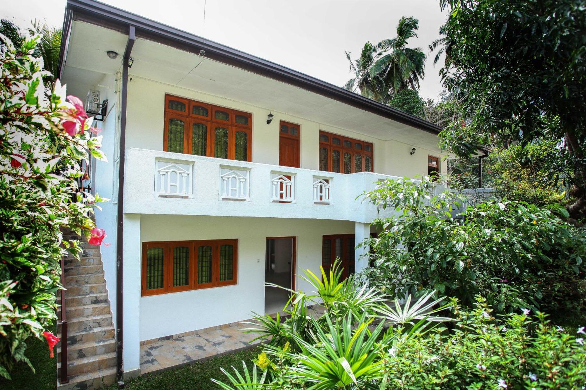 Apartment 12 B 1/1, Lewella Rd,