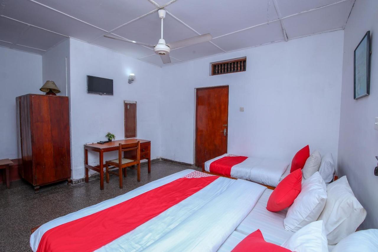 Hotel Oyo 436 Sandakelum Tourist Kandy