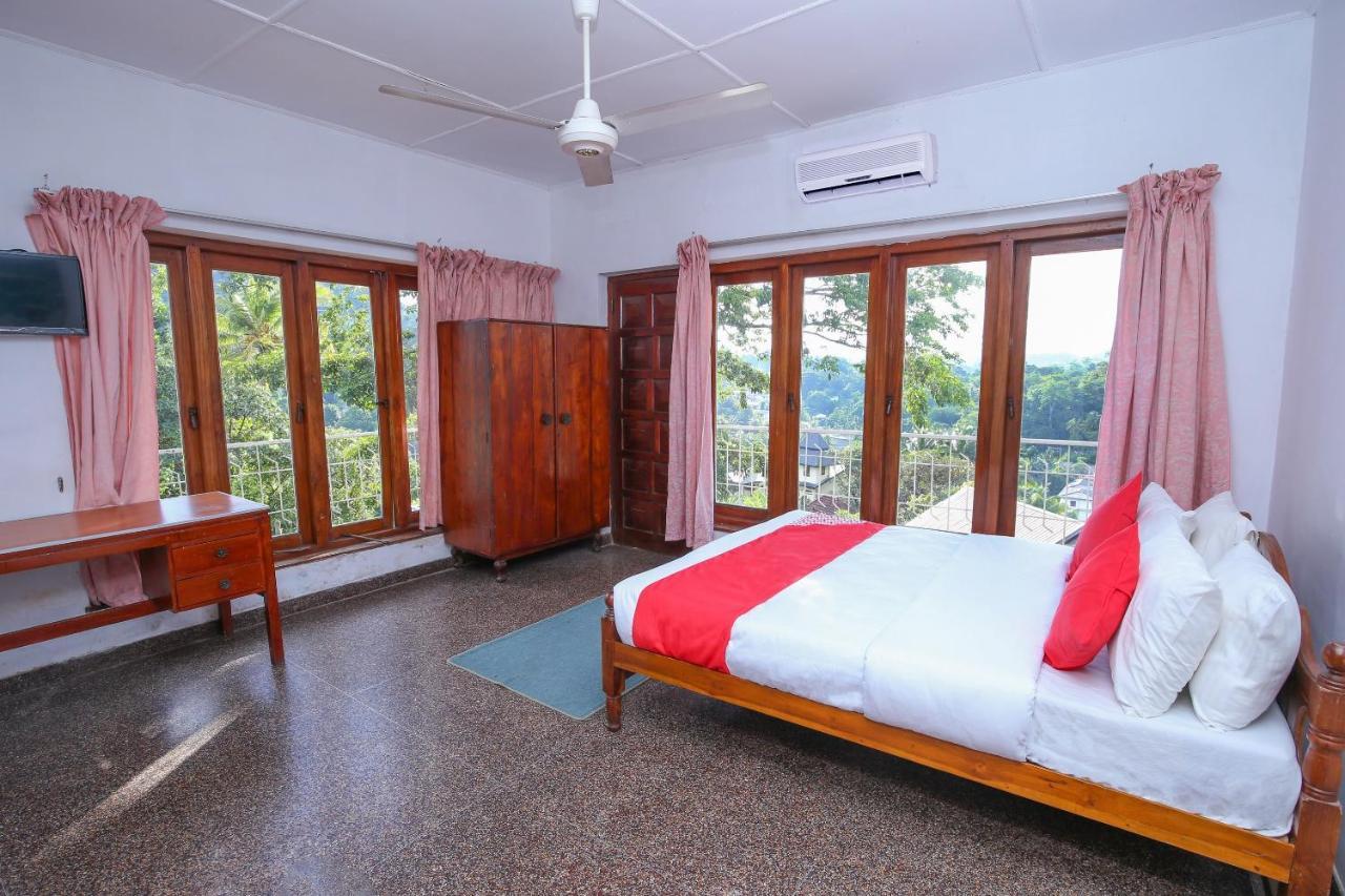 Hotel Oyo 436 Sandakelum Tourist