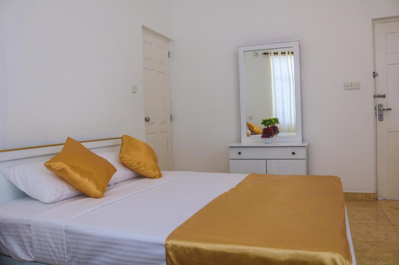 The White Hotel 3*