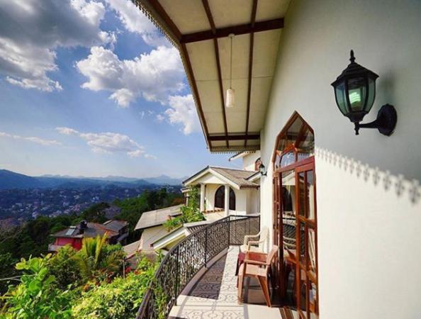 Ceylonbreezekandy Hotel *