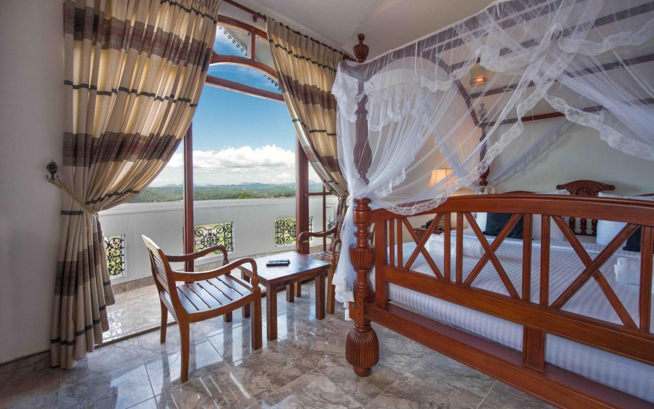 Hotel Ceylonbreezekandy Kandy
