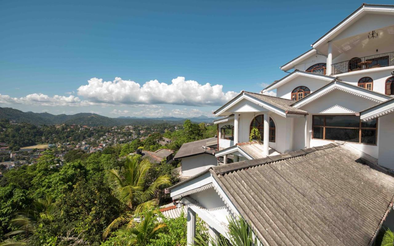 Ceylonbreezekandy Hotel