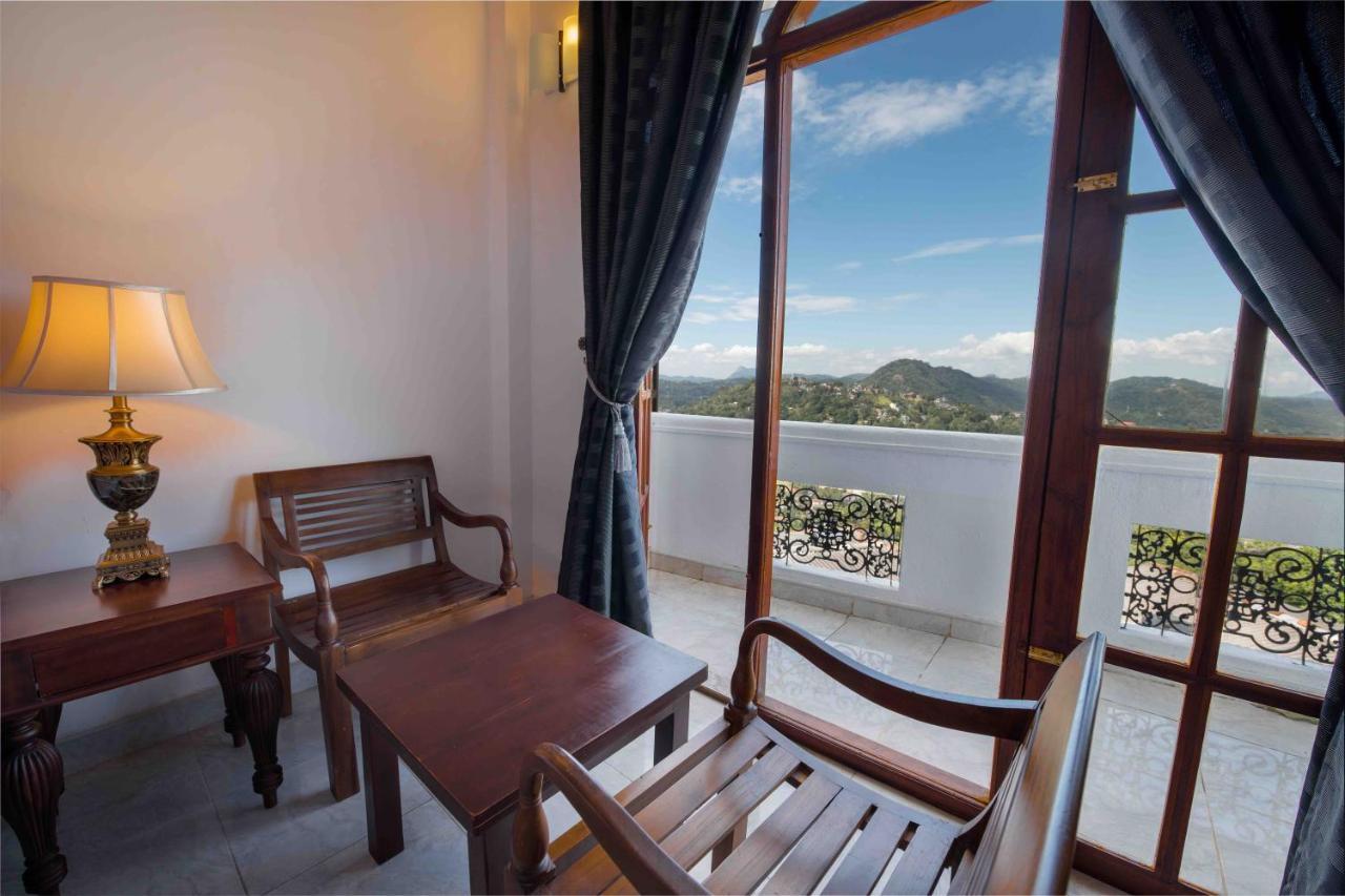 Ceylonbreezekandy Hotel *