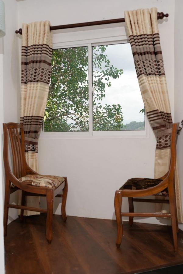 Kandyan White Homes * Kandy