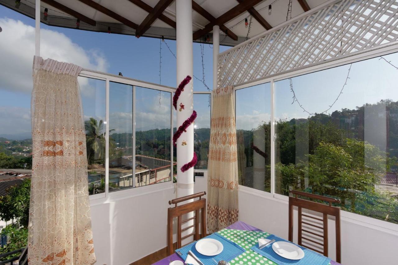 Kandyan White Homes Guest house