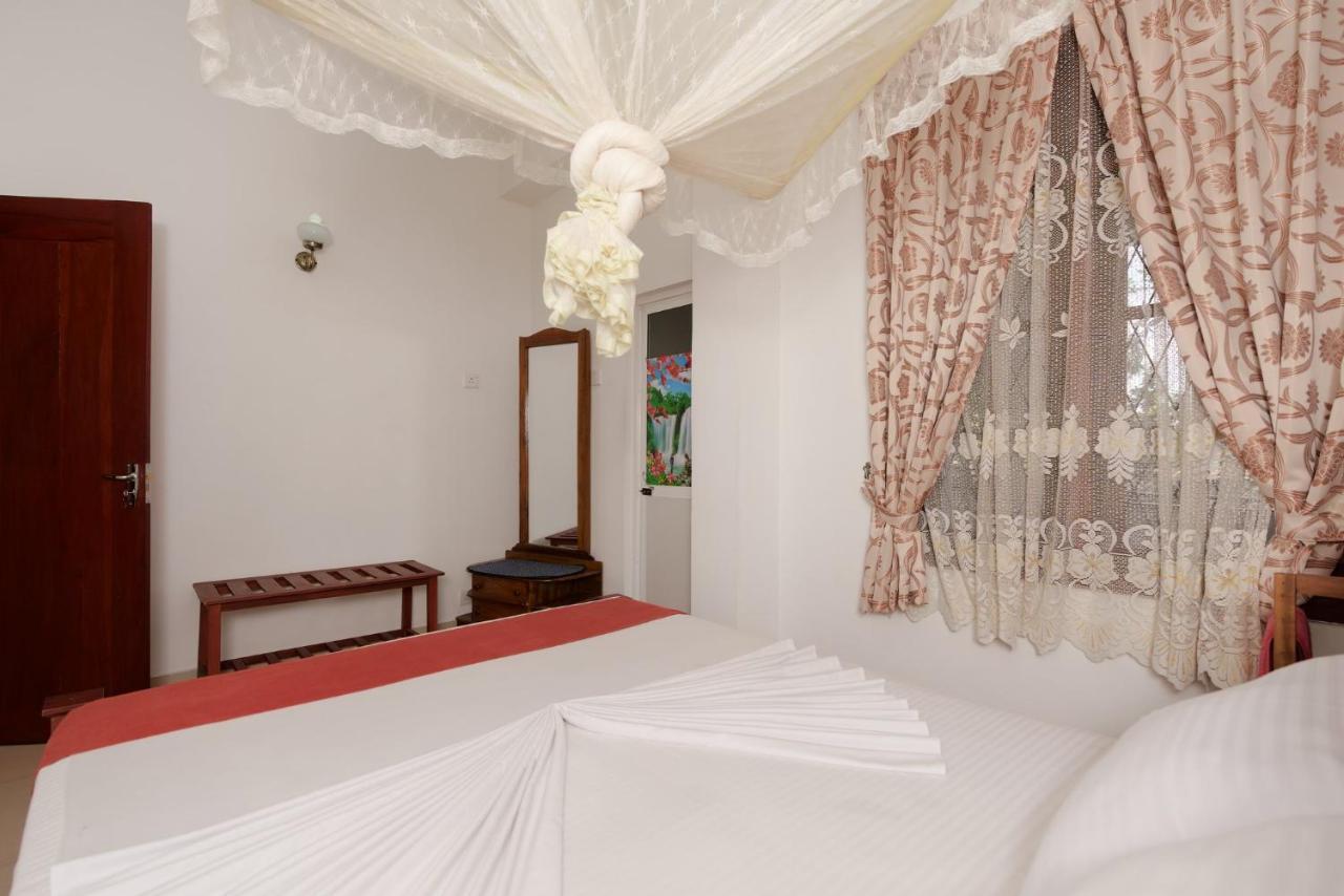 Guest house Kandyan White Homes Kandy