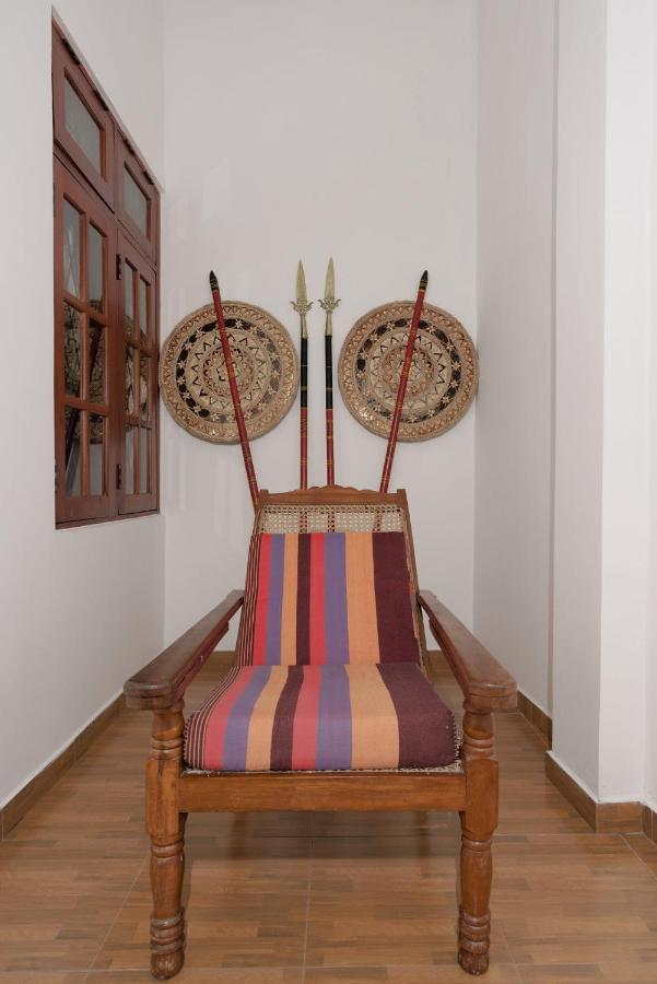 Guest house Kandyan White Homes *