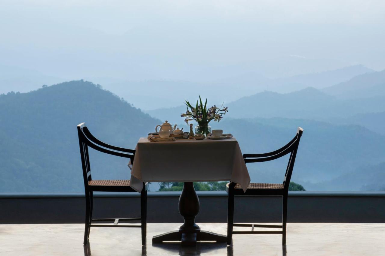 Hotel W15 Hanthana Estate Kandy