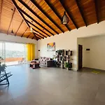 Feel Home