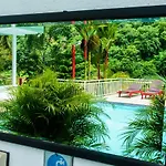 Kandy Riverside Villa
