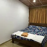 Kandy Holiday Home