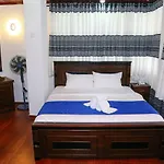 Hotel Sara