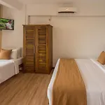 360 Lake View Hotel